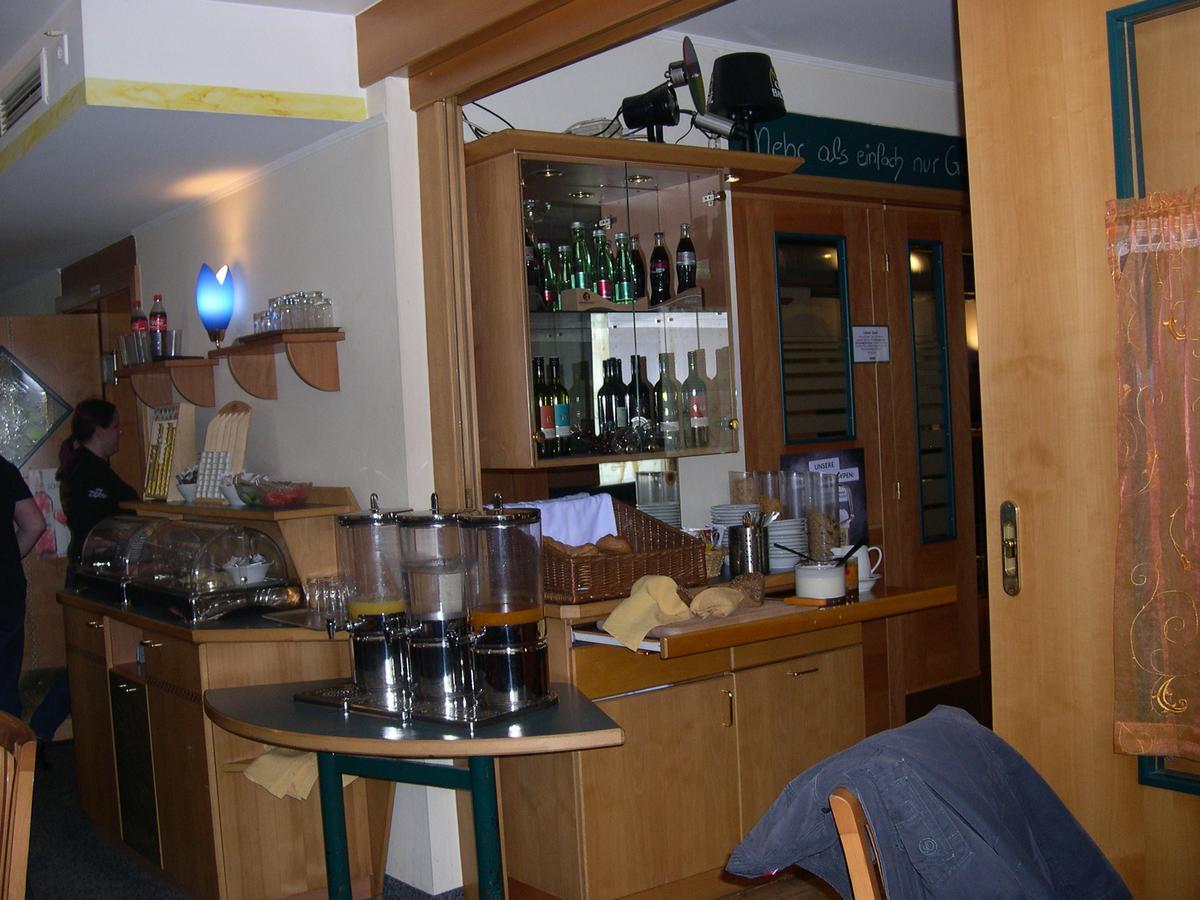 Hotel Schlafgut Sankt Poelten Esterno foto