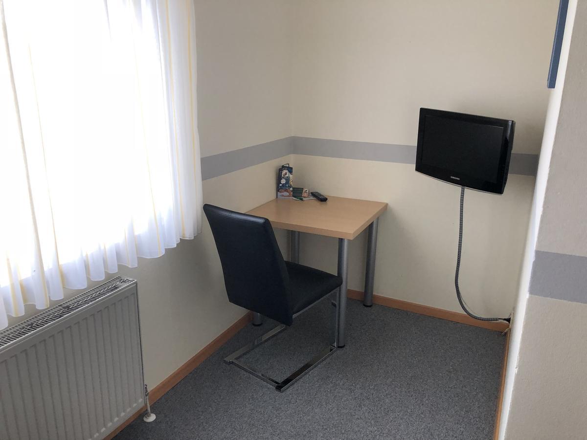 Hotel Schlafgut Sankt Poelten Esterno foto